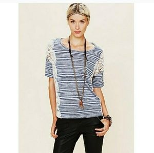 Closet Closing FP Battenburg Lace Side Top